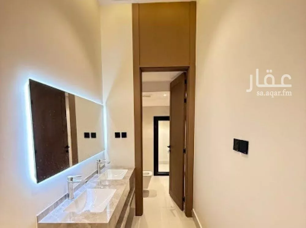 فيلا 5 غرف في المهدية 10