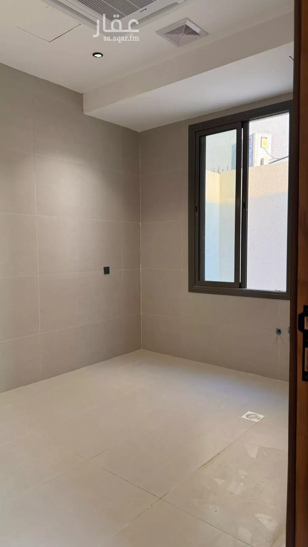 5 bedroom villa in Al Mahdiyyah 2