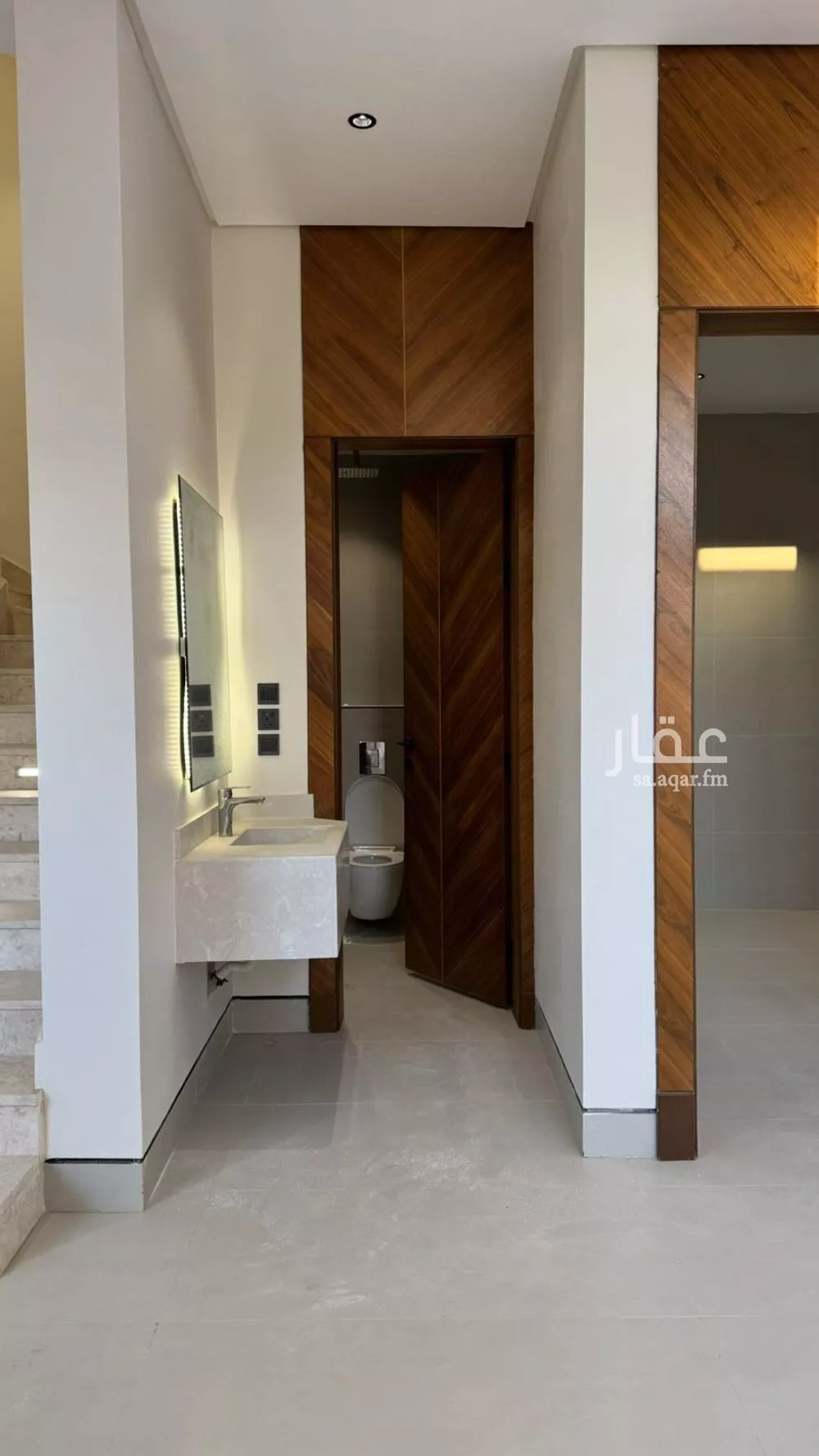 5 bedroom villa in Al Mahdiyyah 9