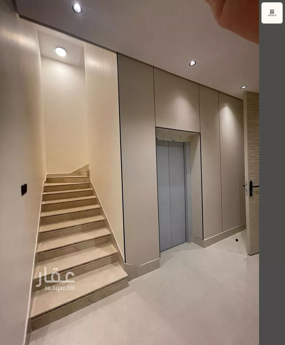 7 bedroom villa in Al Safa 15