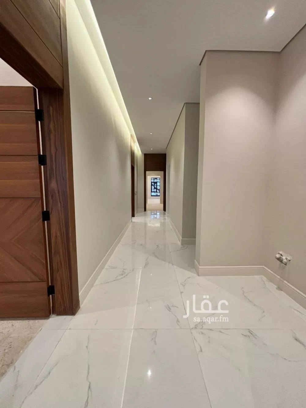5 bedroom villa in Al Mahdiyyah 11