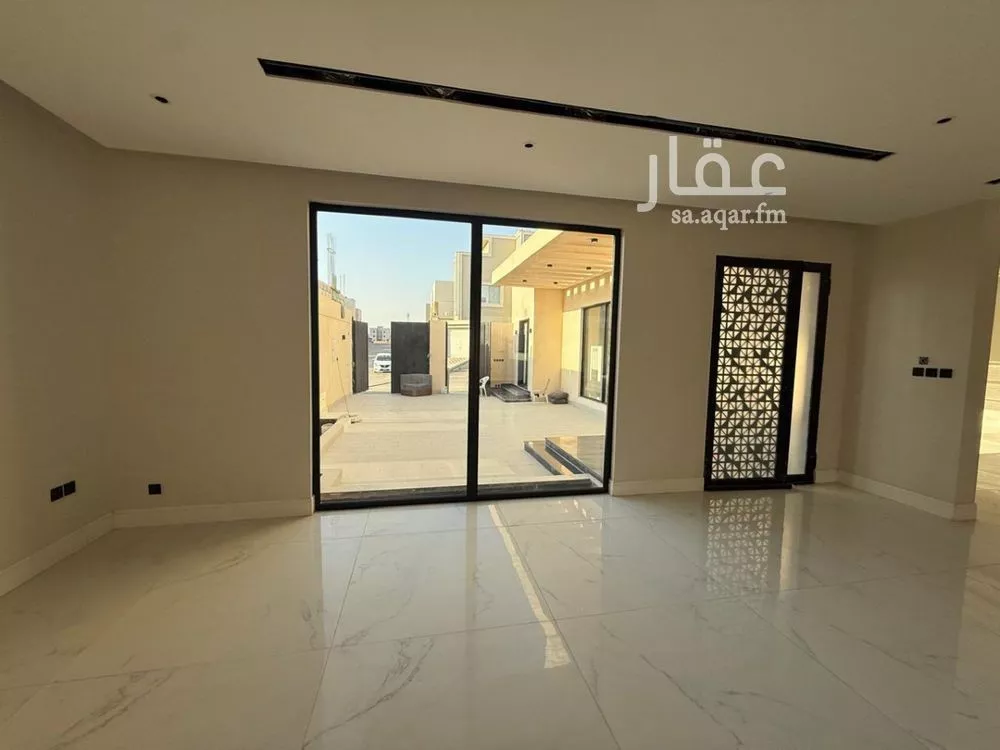 5 bedroom villa in Al Mahdiyyah 7