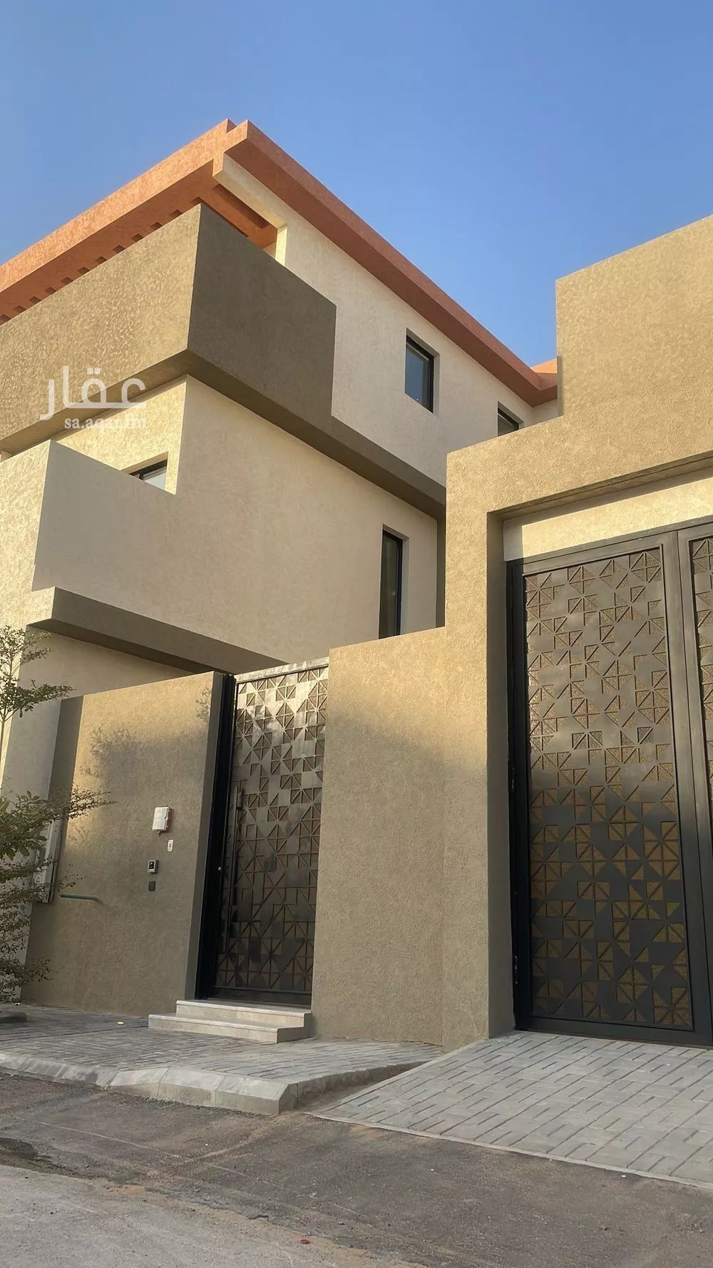 6 bedroom villa in Al Mahdiyyah 2