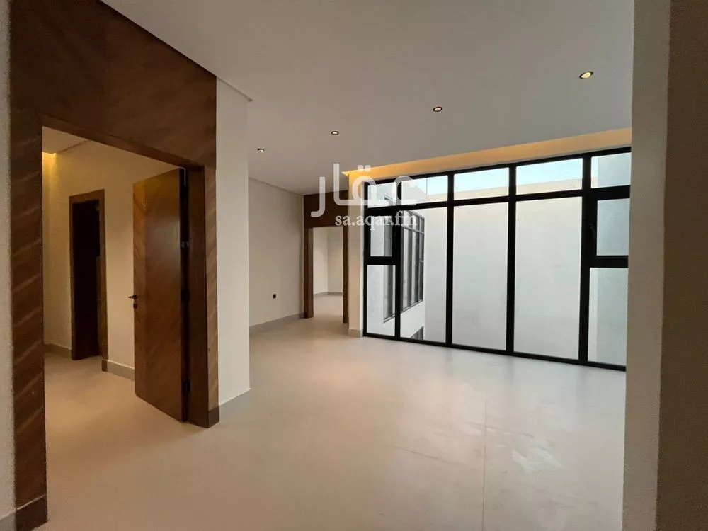 5 bedroom villa in Al Mahdiyyah 13