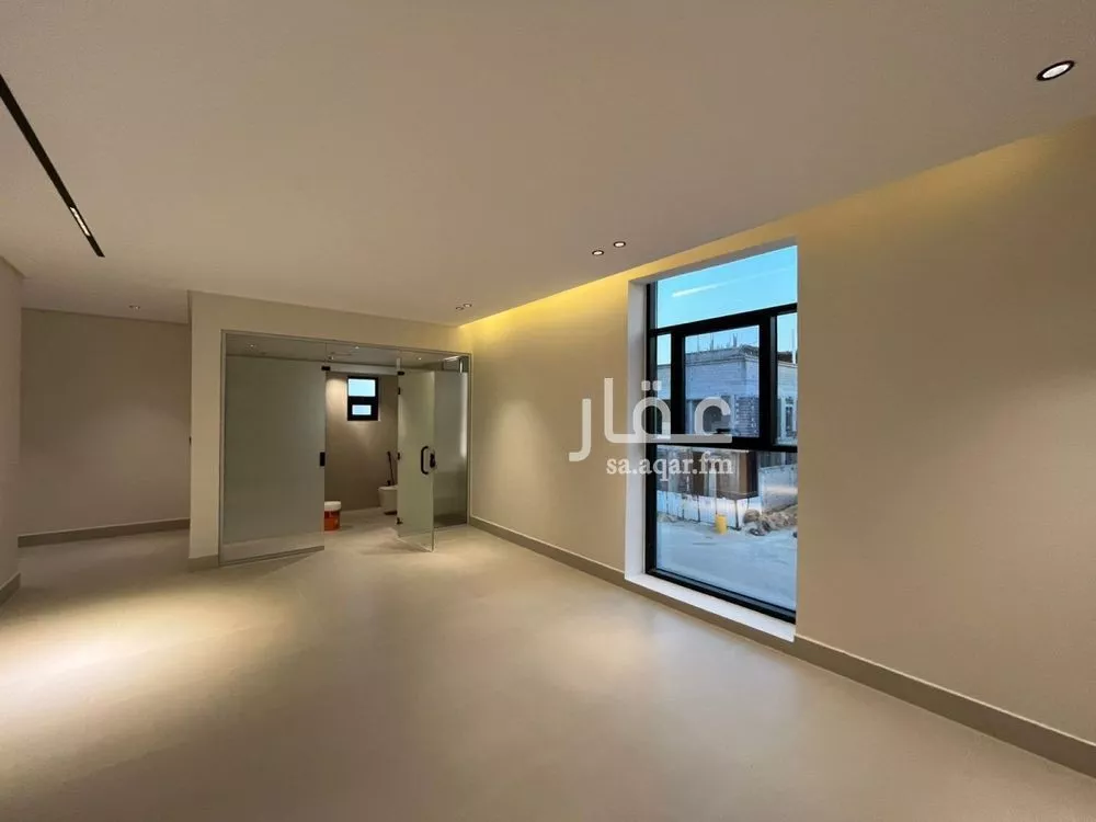 5 bedroom villa in Al Mahdiyyah 23