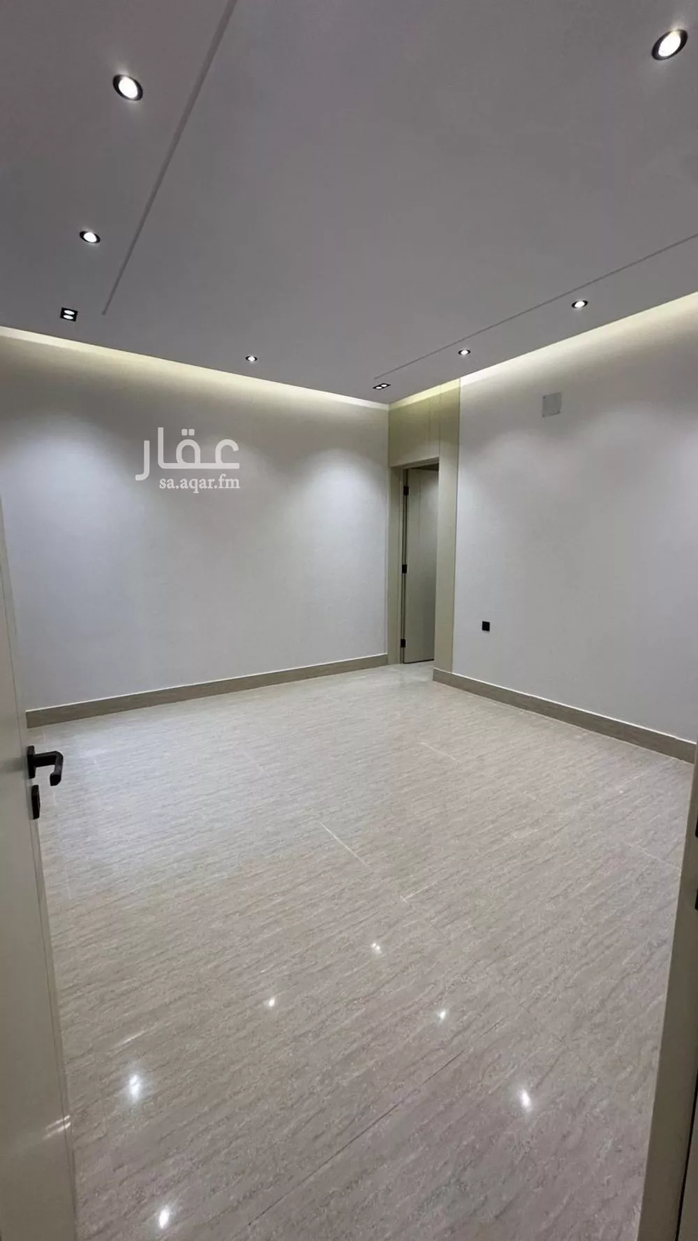 5 bedroom villa in Dhahrat Laban 12