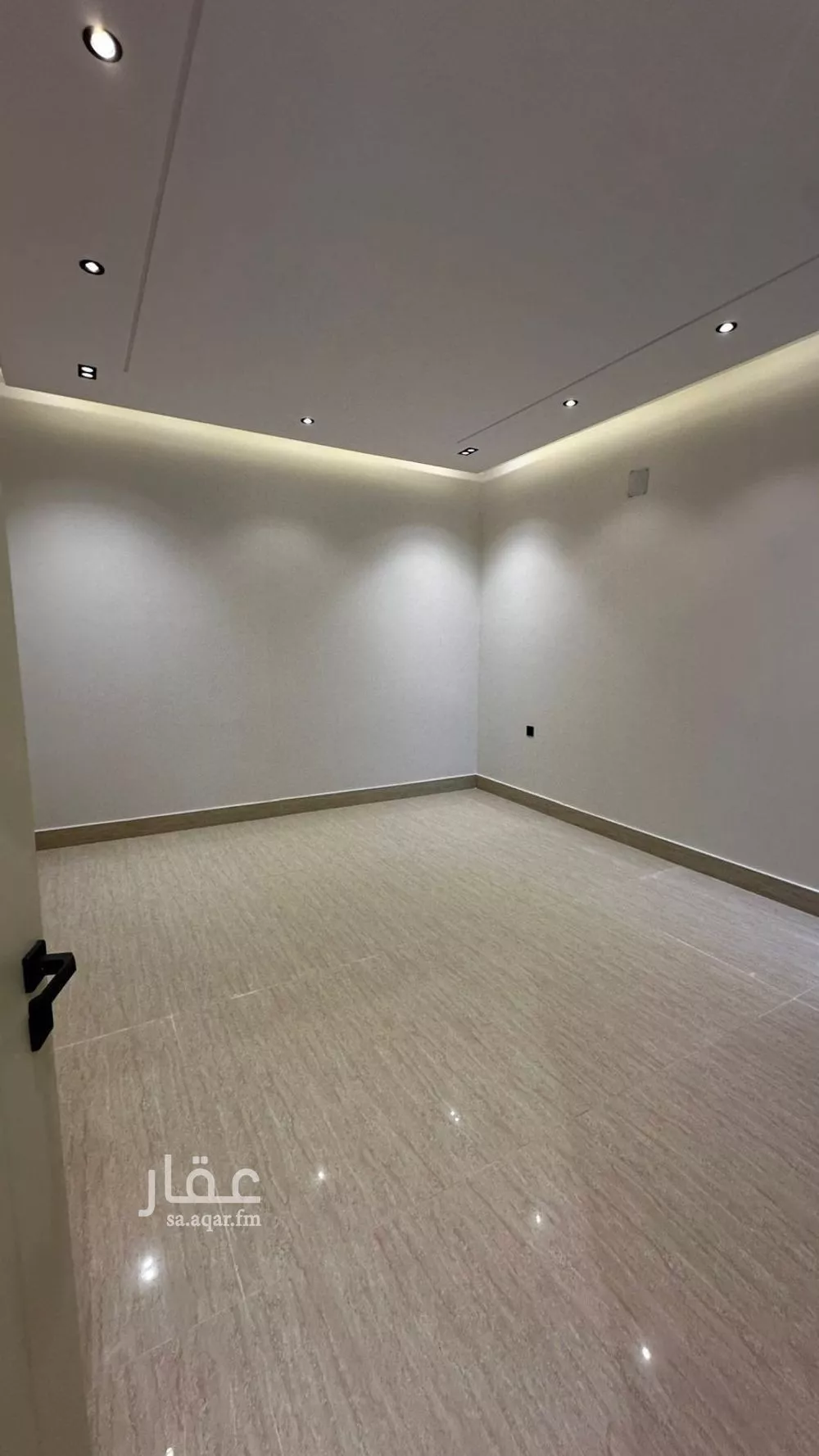 5 bedroom villa in Dhahrat Laban 17