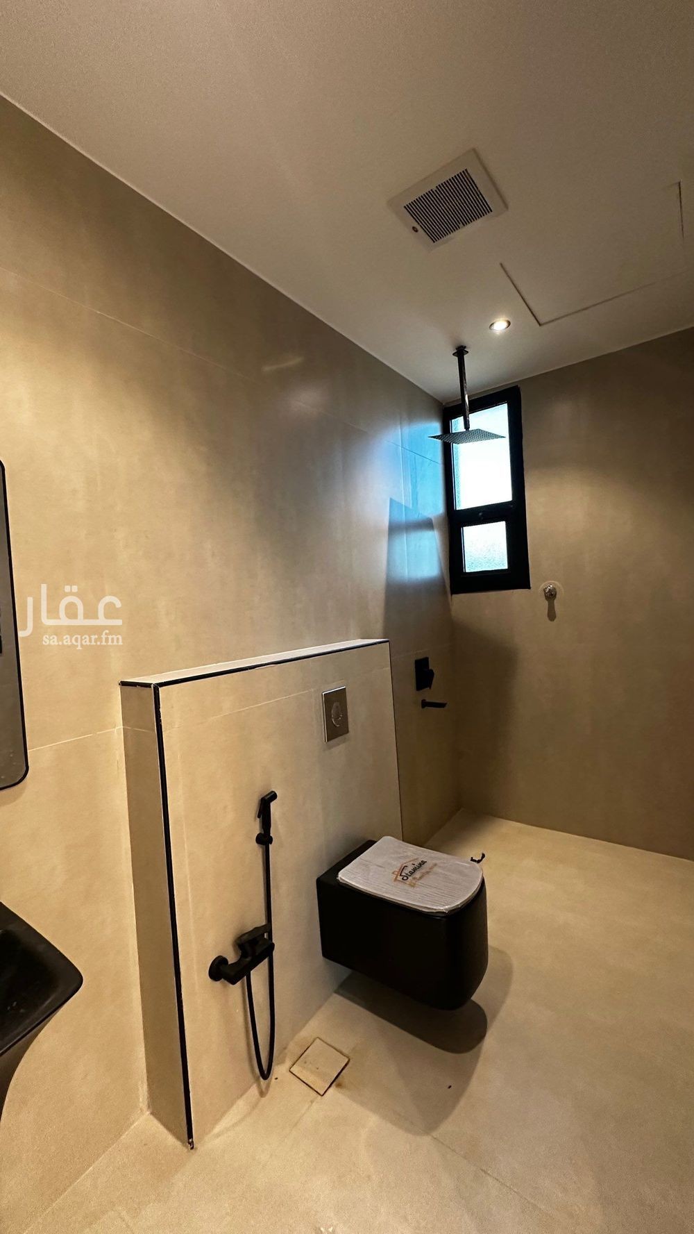 6 bedroom villa in Dhahrat Laban, Riyadh 22