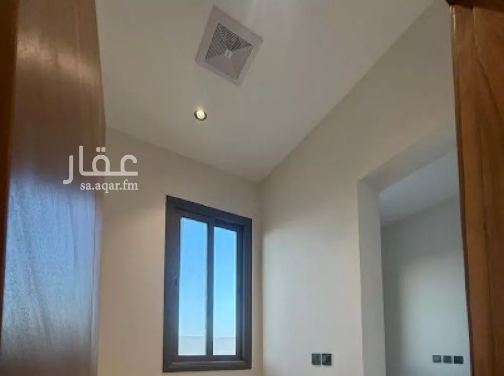 فيلا 6 غرف في المهدية 12