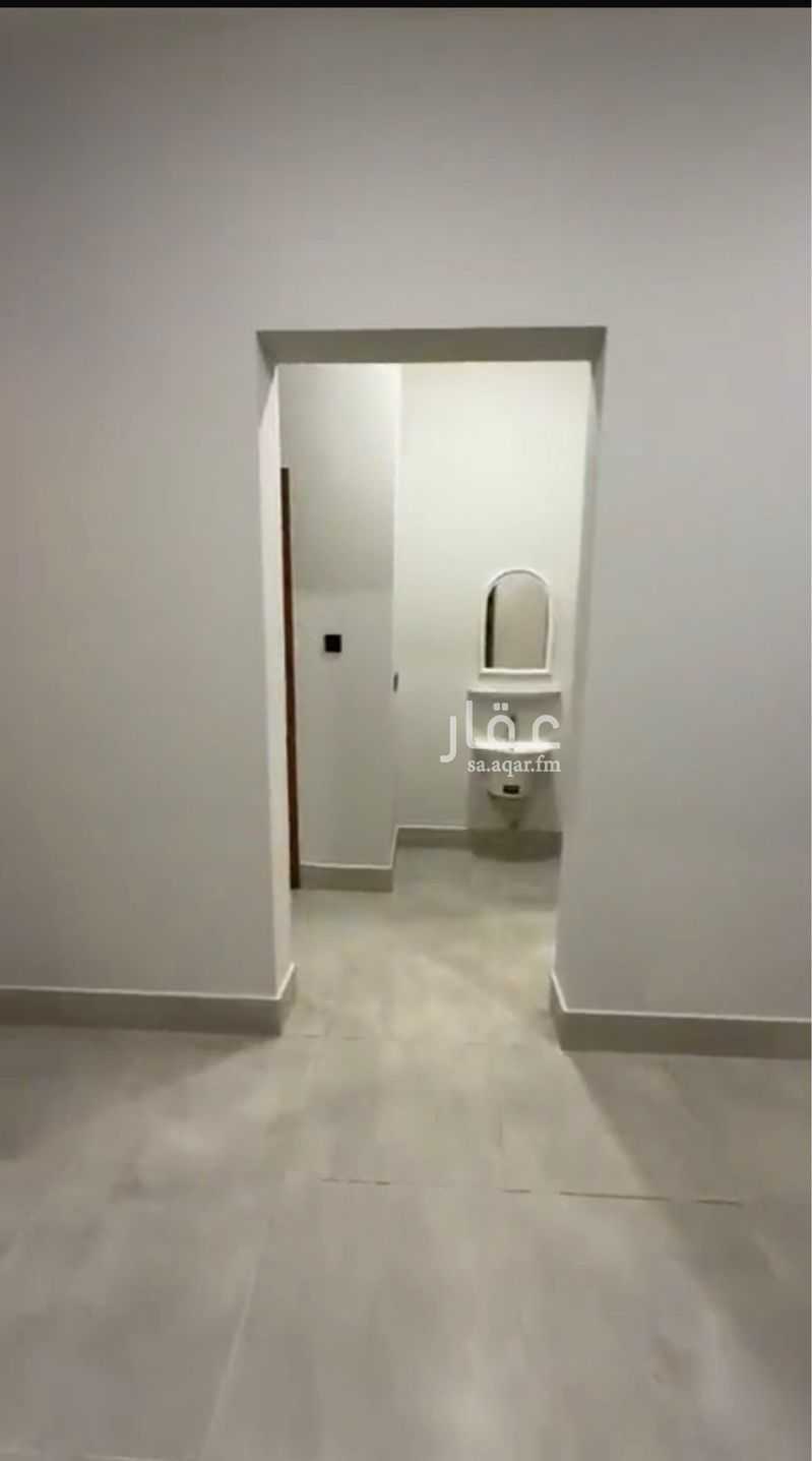 3 bedroom apartment in Umm Al Hamam Al Gharbi, Riyadh 3