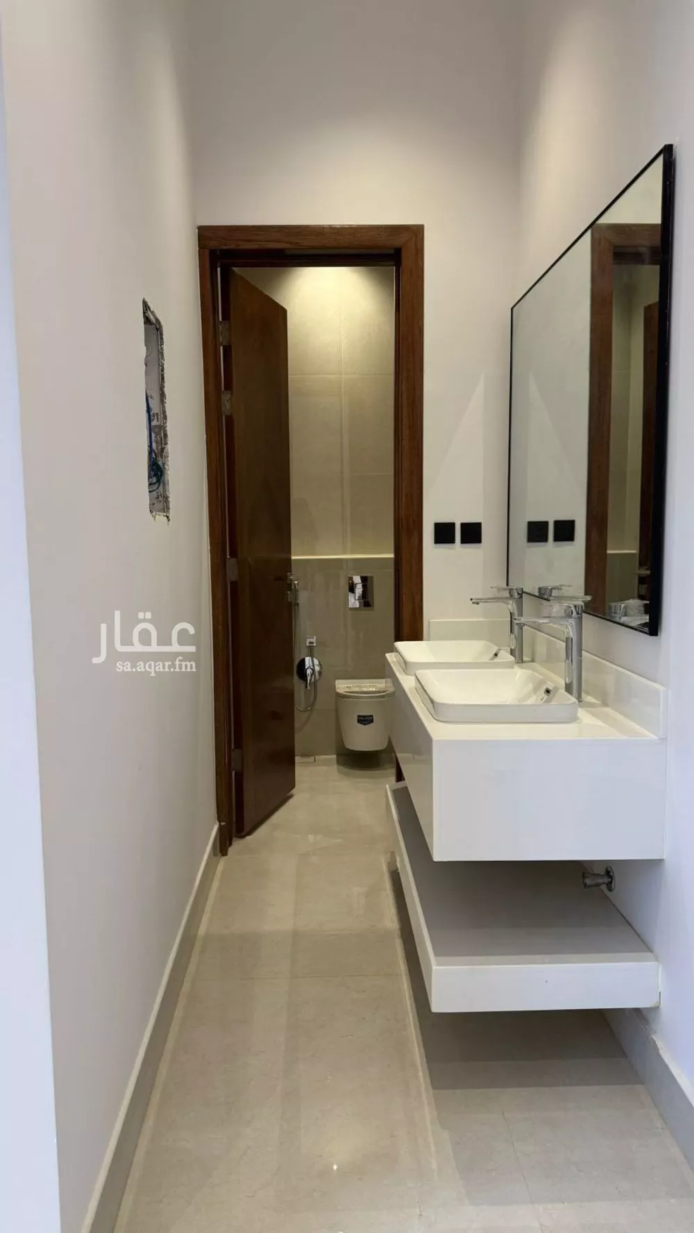 5 bedroom villa in Al Mahdiyyah 2