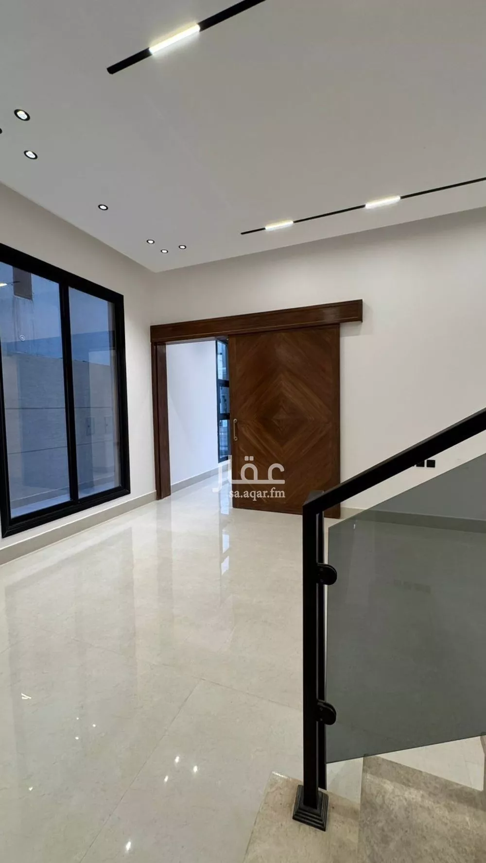 5 bedroom villa in Al Mahdiyyah 6