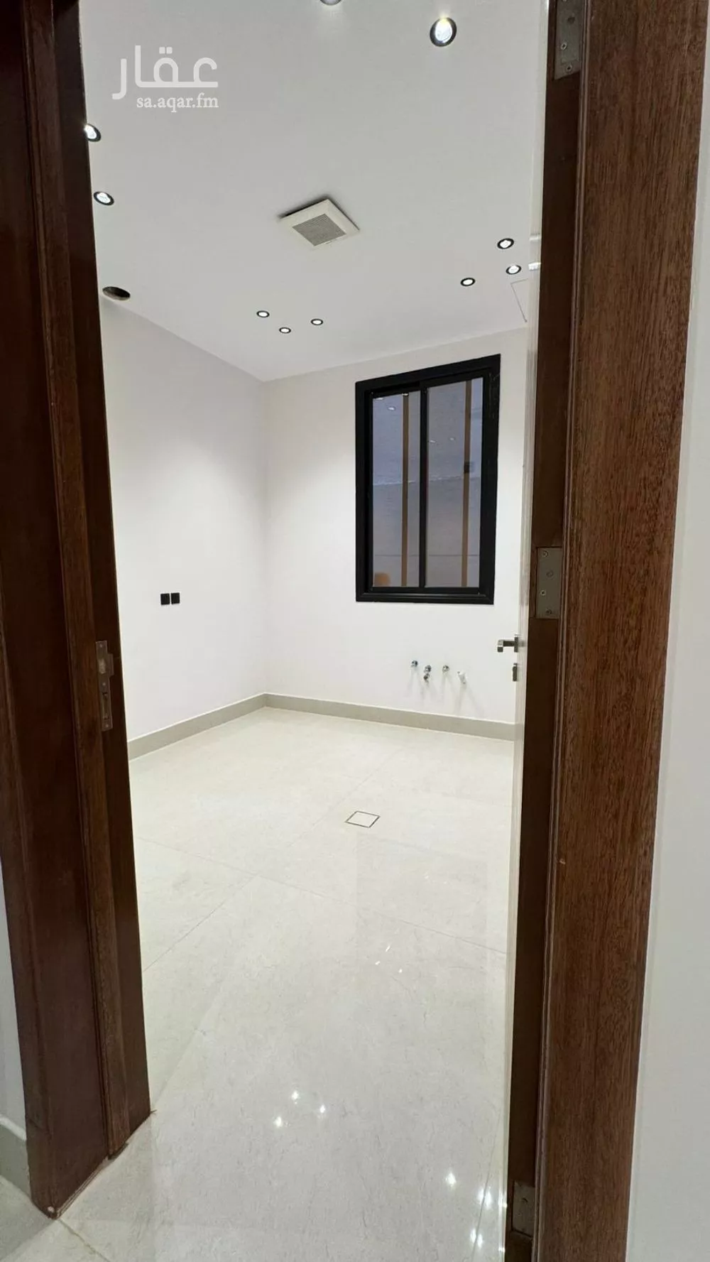 5 bedroom villa in Al Mahdiyyah 10
