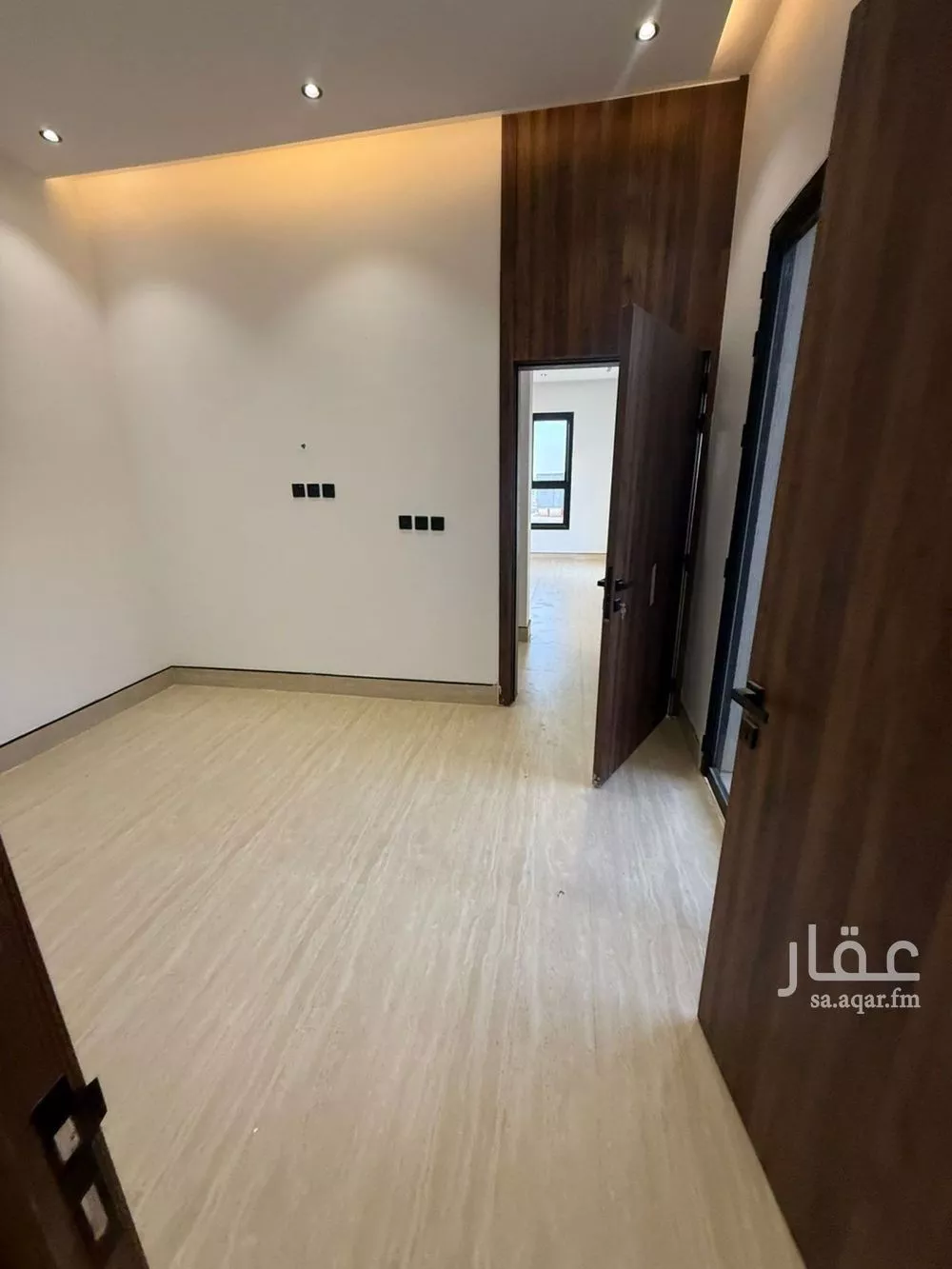 5 bedroom villa in Dhahrat Laban 6