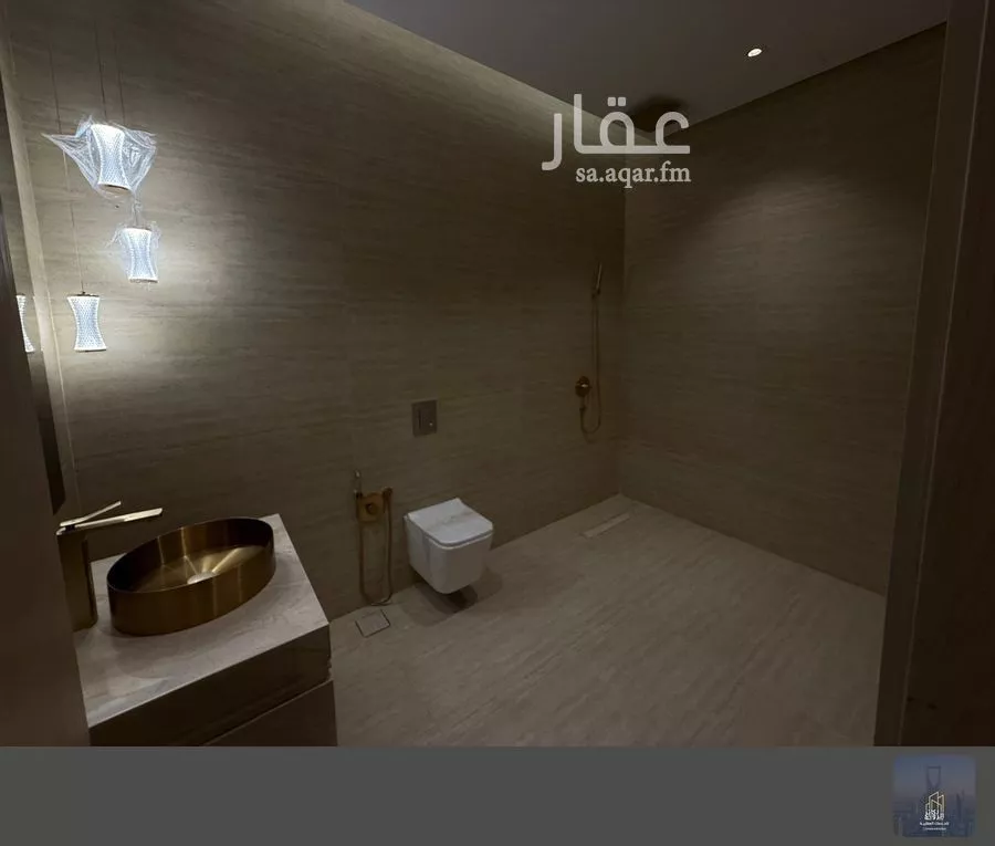 7 bedroom villa in Al Narjis 16
