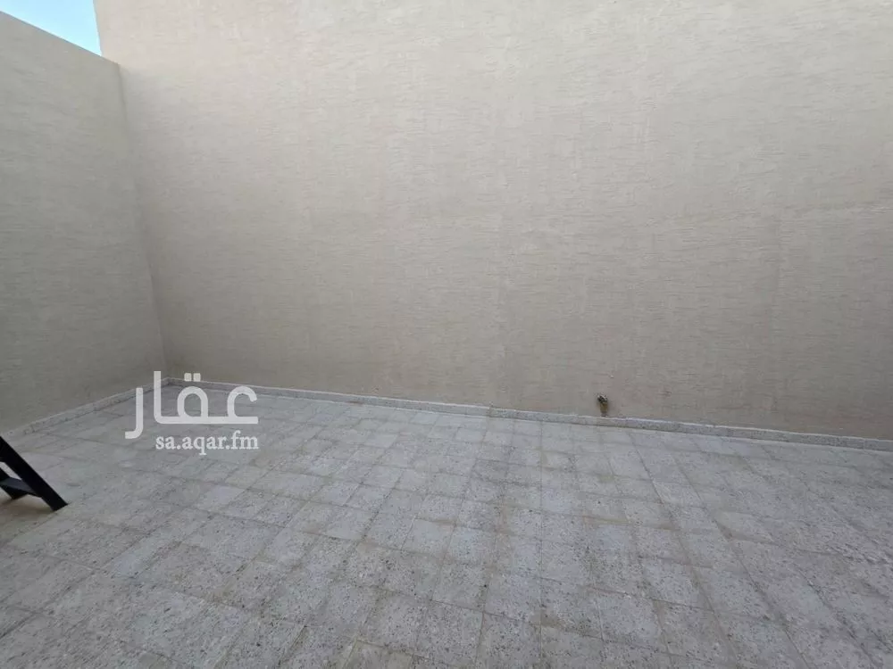 فيلا 5 غرف في ديراب 13