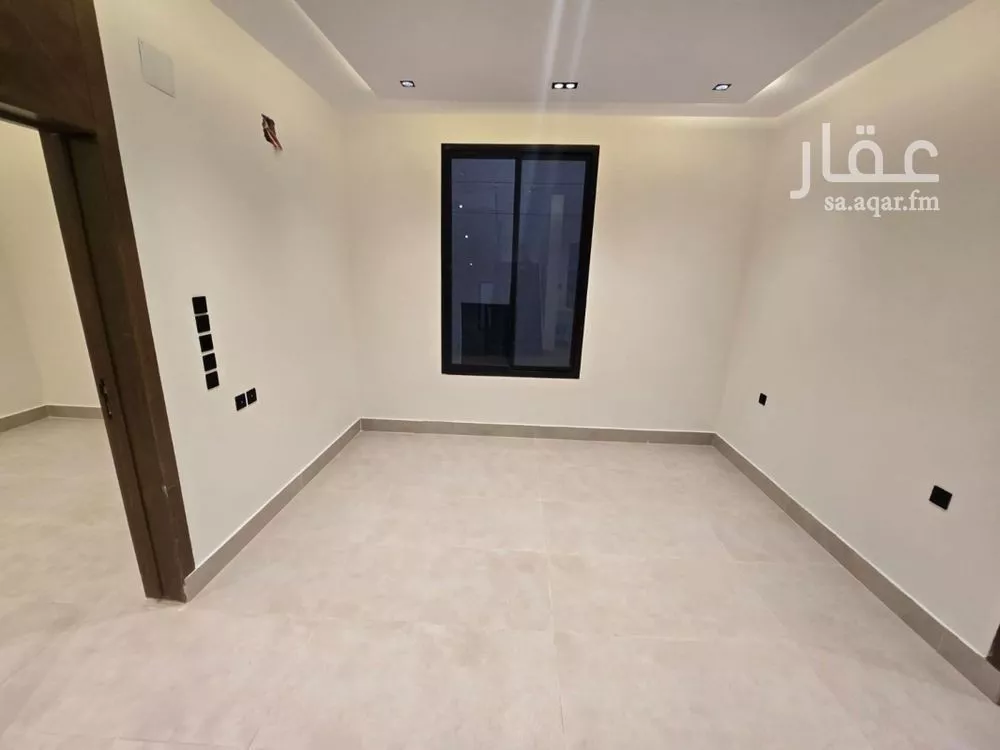 فيلا 5 غرف في ديراب 4