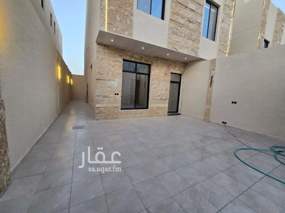 فيلا 5 غرف في ديراب 7