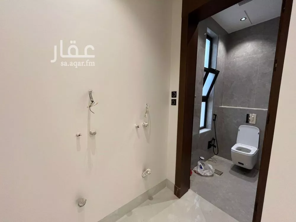 فيلا 5 غرف في المهدية 4