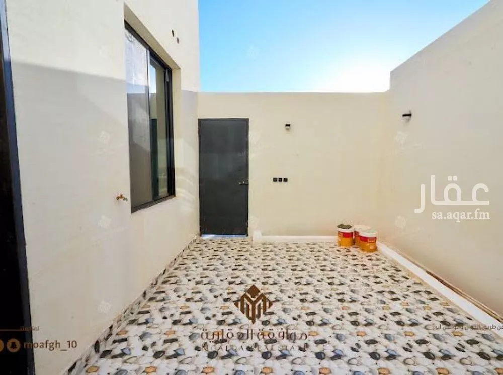 6 bedroom villa in Al Mahdiyyah 11