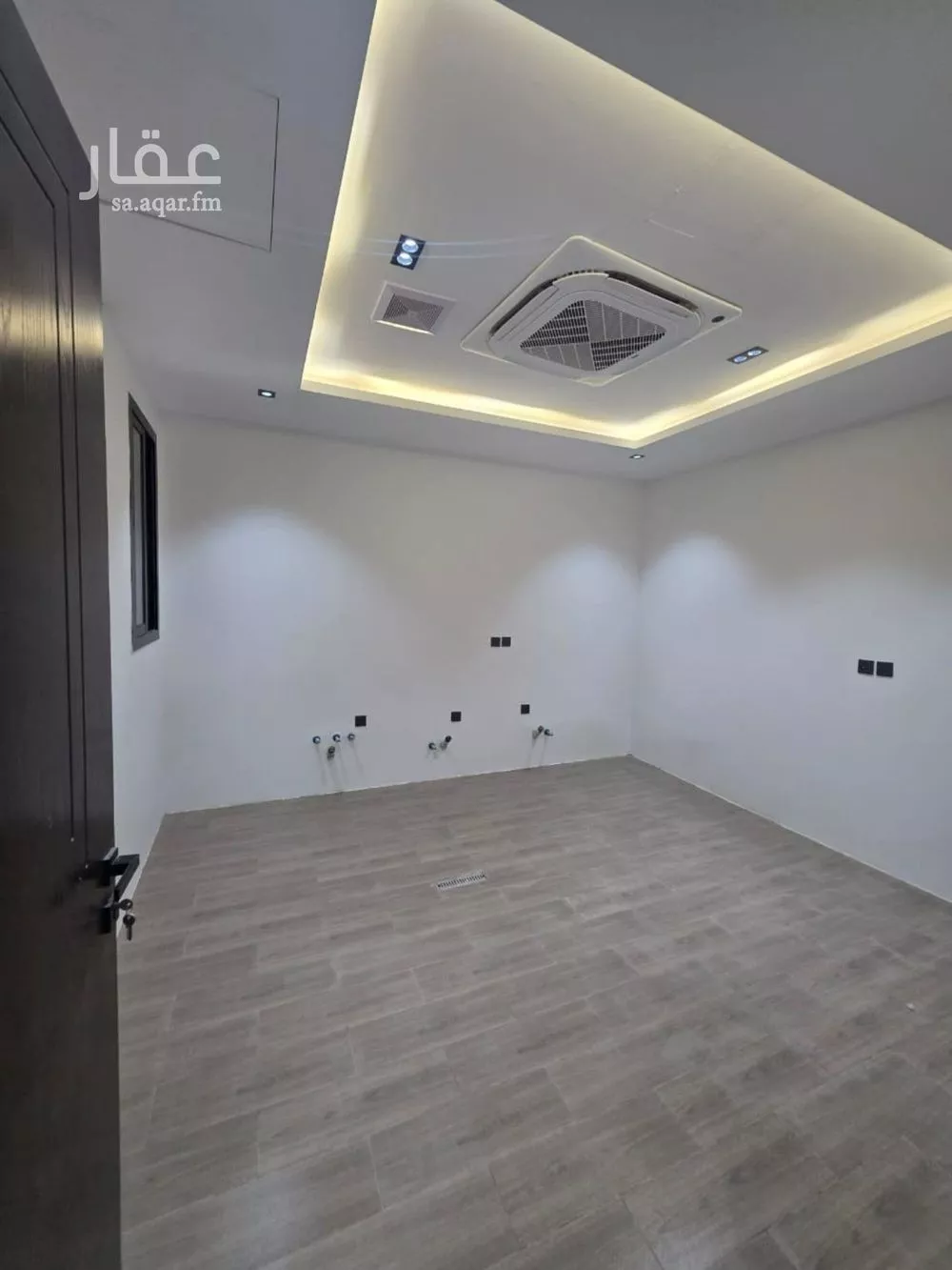 6 bedroom villa in Al Rimal 15