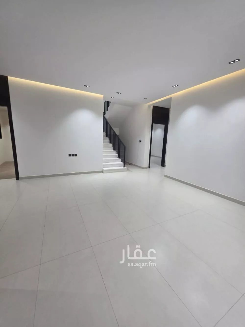 6 bedroom villa in Al Rimal 8