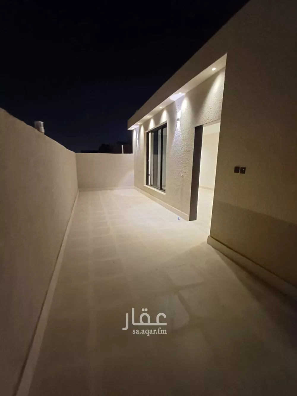 فيلا 7 غرف في الرمال 10