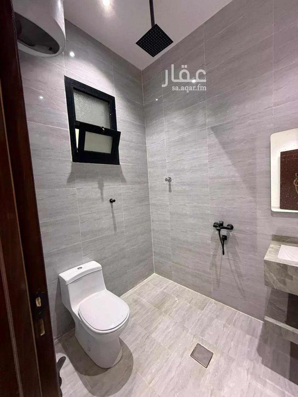 5 bedroom villa in Okaz 6