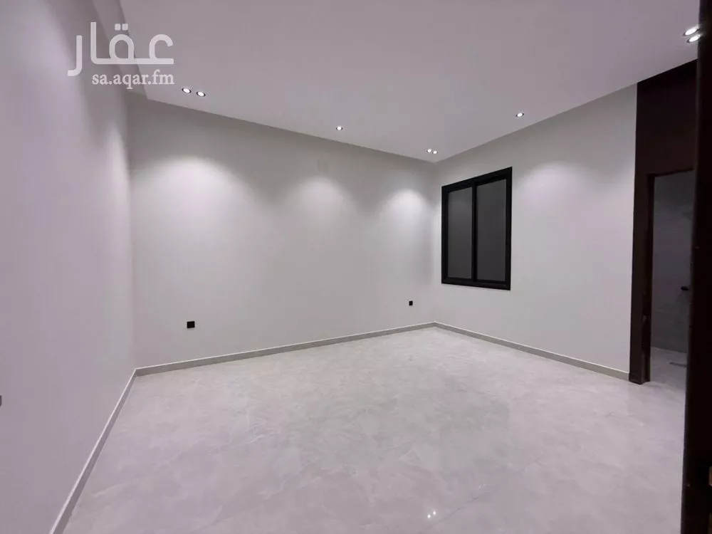 5 bedroom villa in Okaz 9