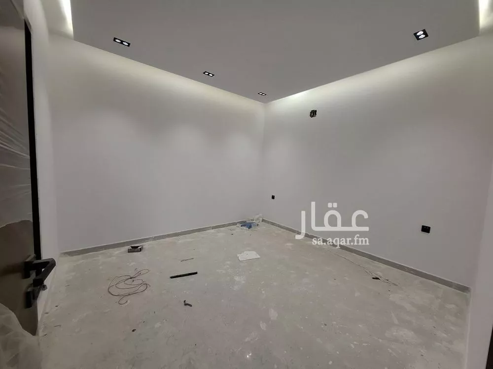 5 bedroom villa in Tuwaiq 4