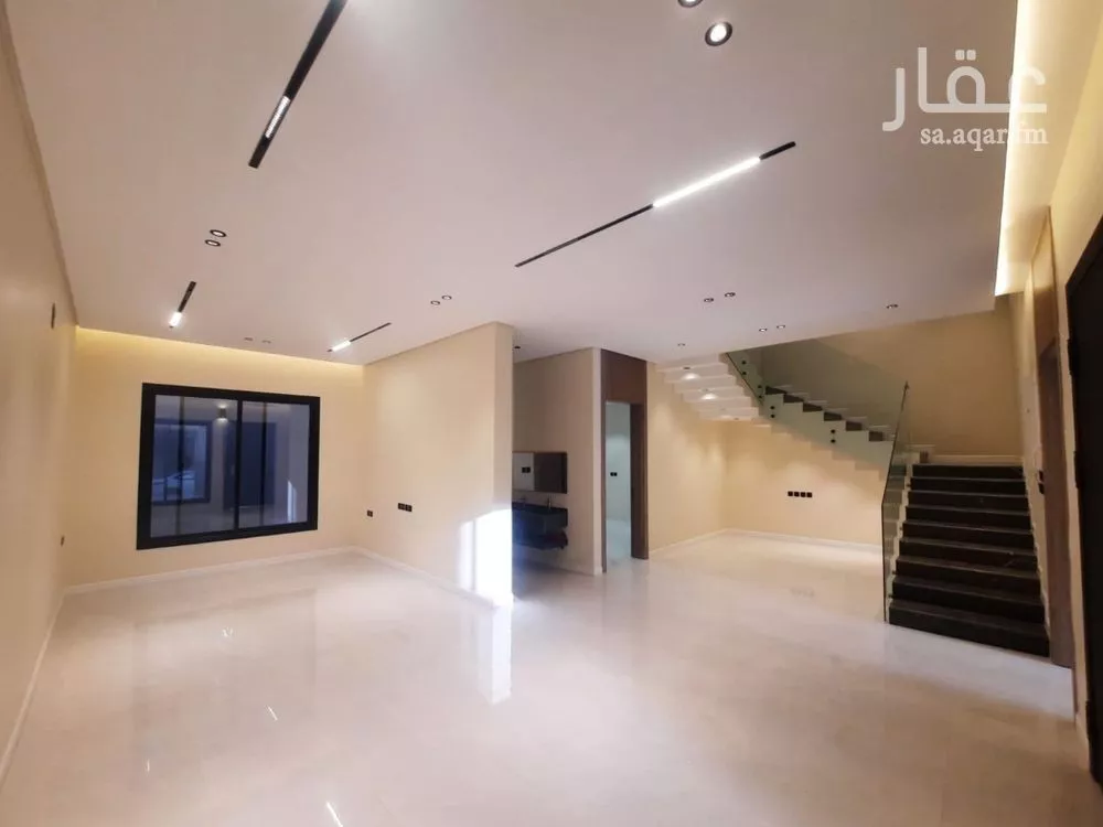 7 bedroom villa in Tuwaiq 8