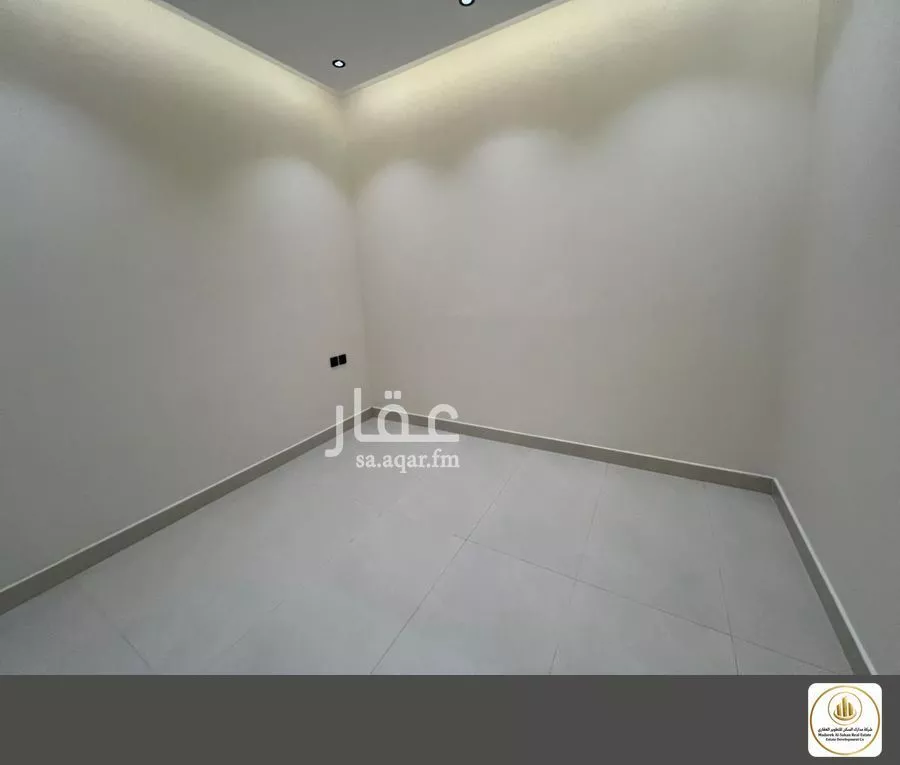 8 bedroom villa in Ash Sharq 23