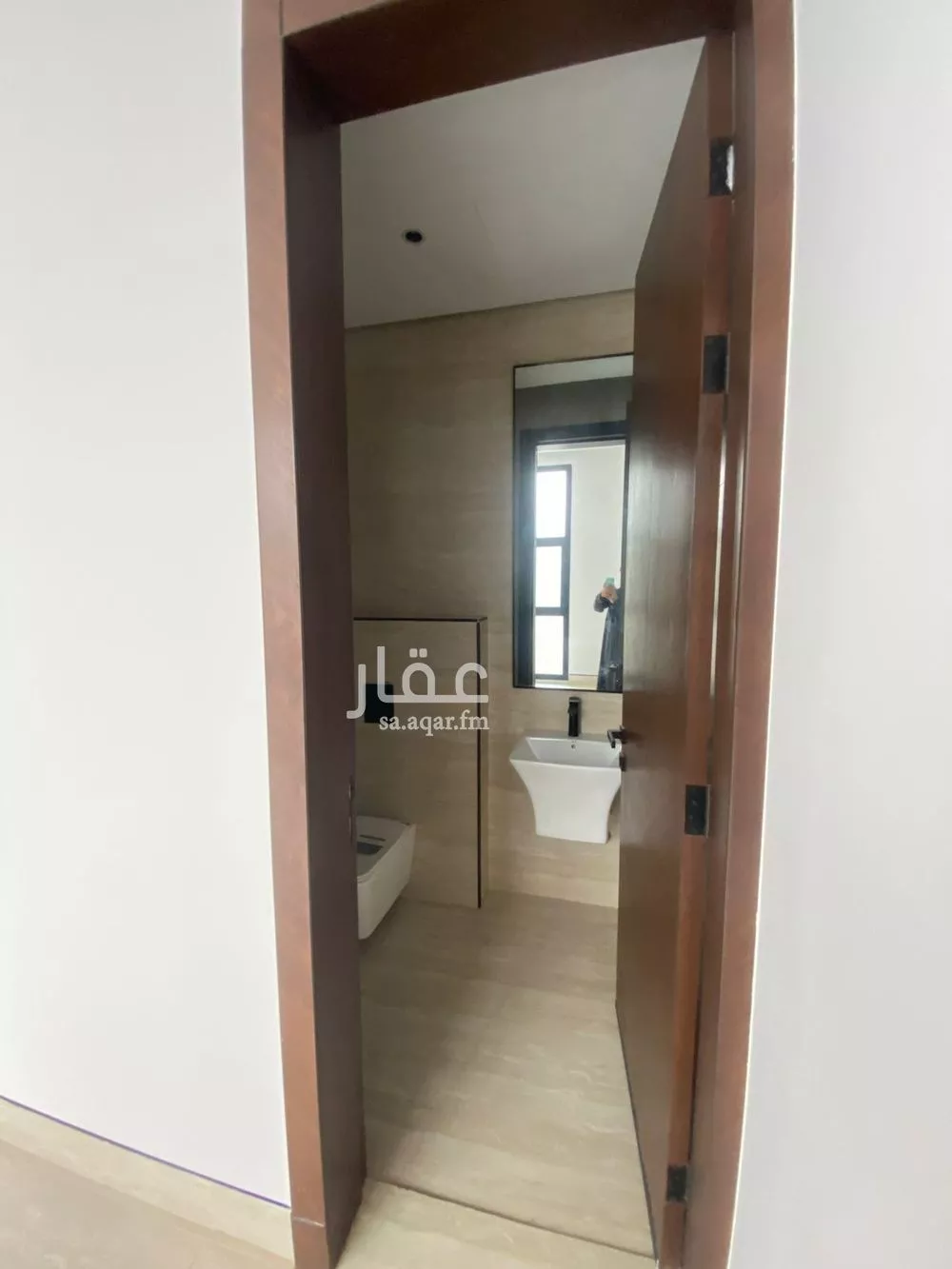 5 bedroom villa in Al Mahdiyyah 8