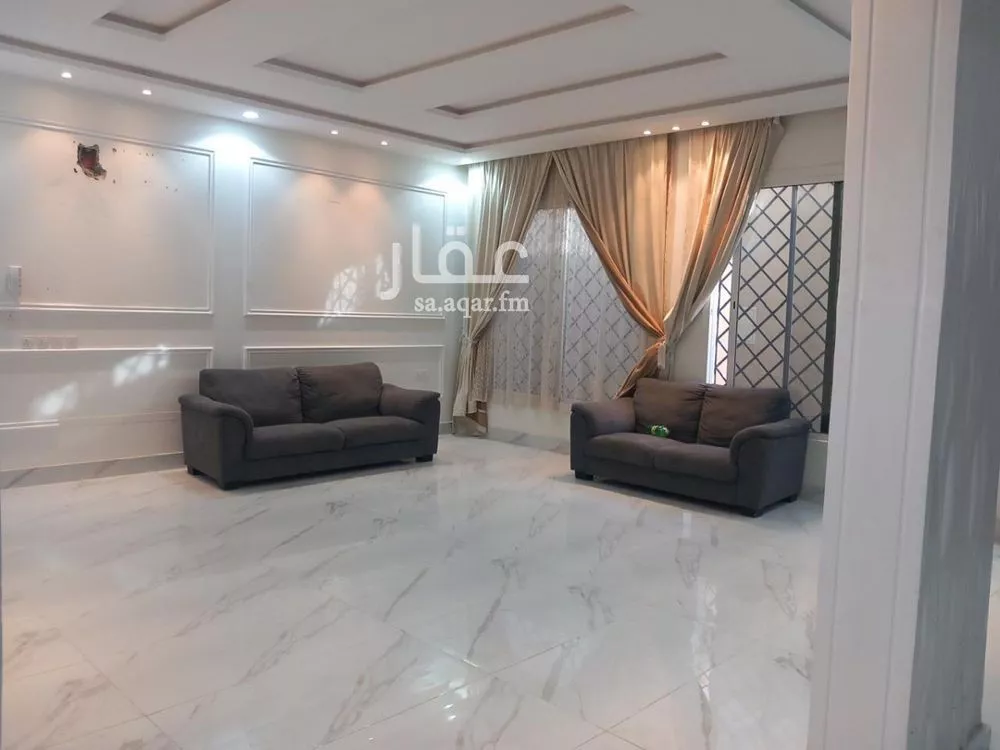 5 bedroom villa in Dhahrat Laban 15