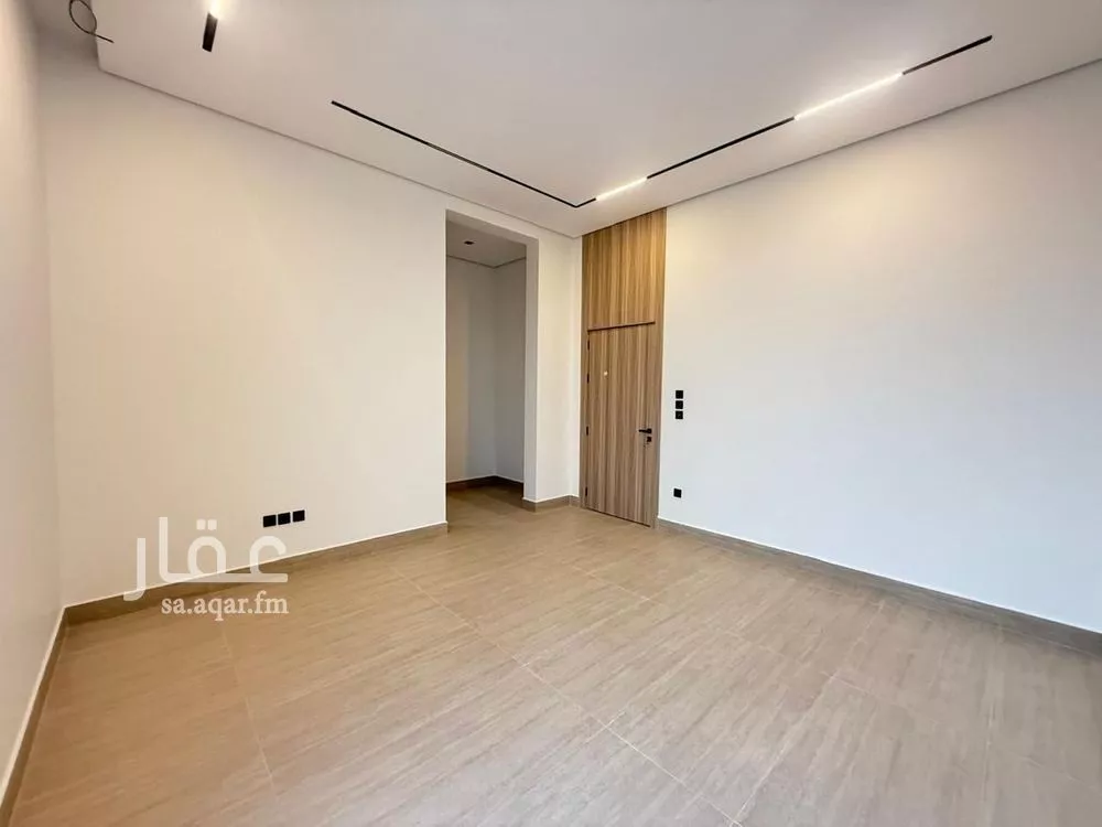 5 bedroom villa in Al Mahdiyyah 9