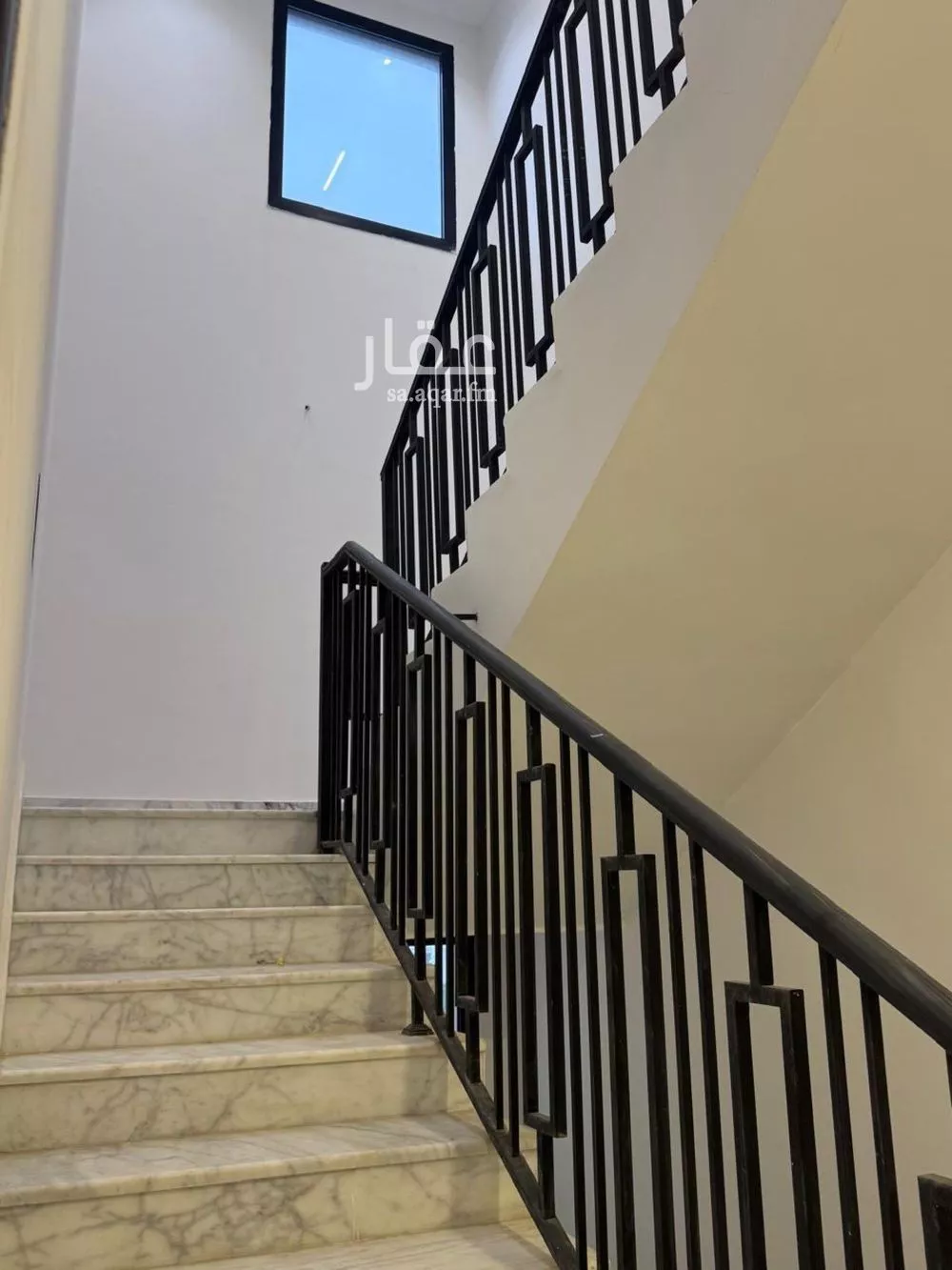 فيلا 4 غرف في المهدية 23