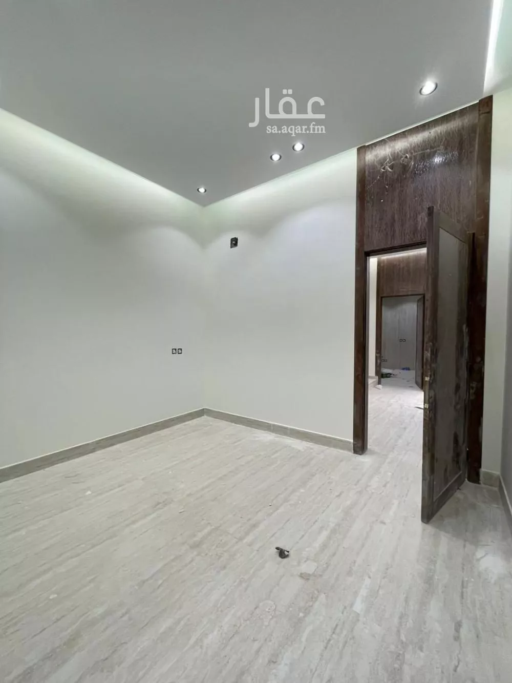 5 bedroom villa in Dhahrat Laban 8