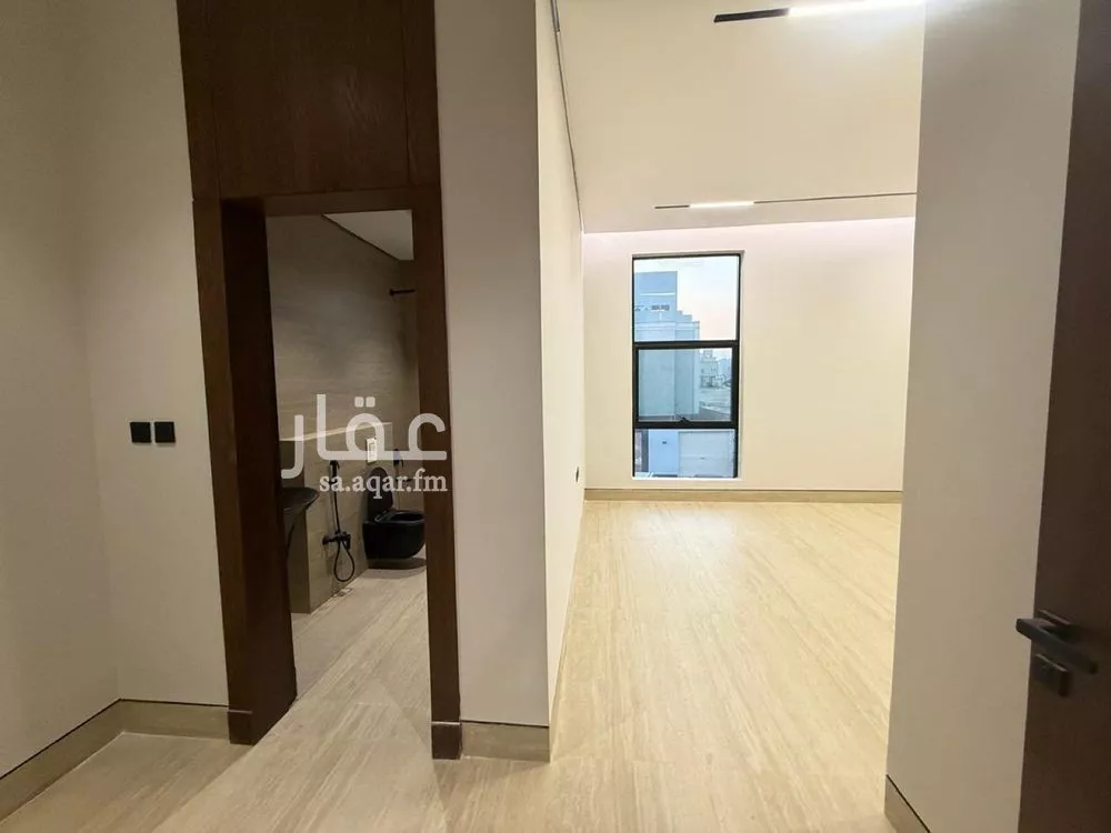 5 bedroom villa in Al Mahdiyyah 17