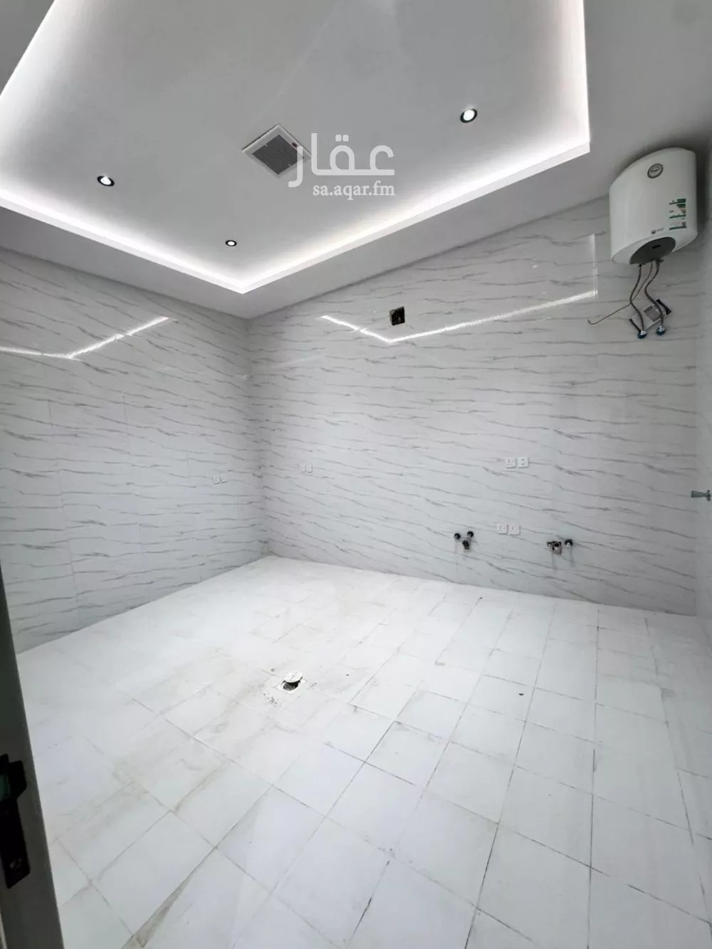 فيلا 5 غرف في عكاظ 9