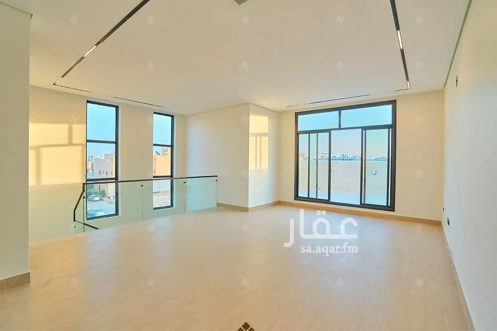 5 bedroom villa in Al Mahdiyyah 11