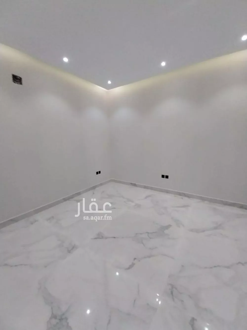 6 bedroom villa in Tuwaiq 8