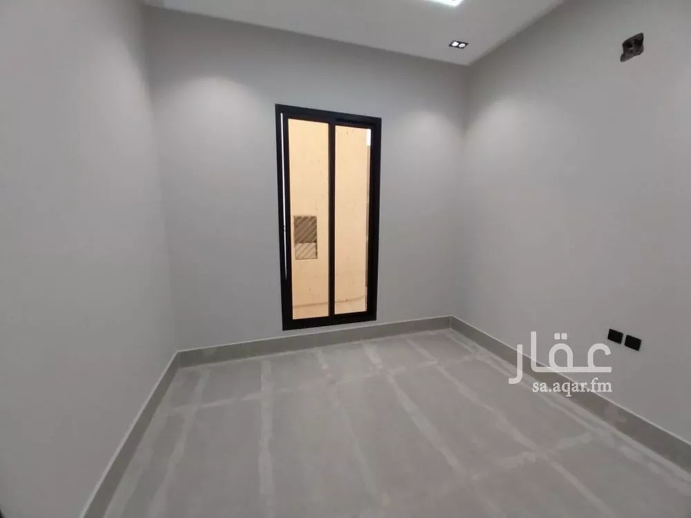 فيلا 7 غرف في العريجاء الغربية 12