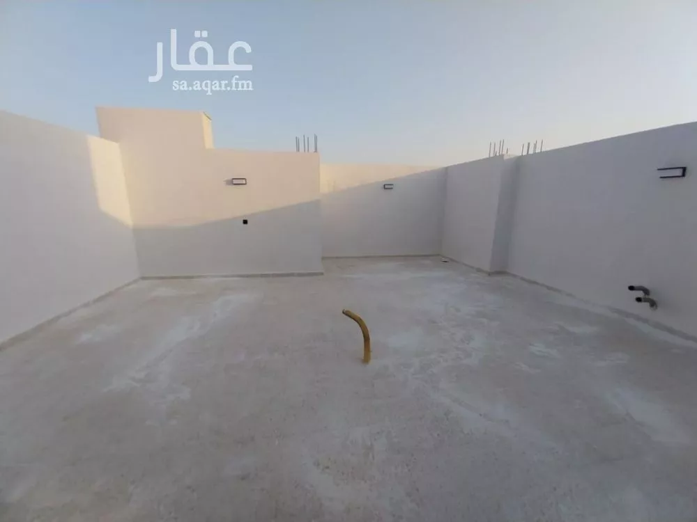 فيلا 7 غرف في العريجاء الغربية 23