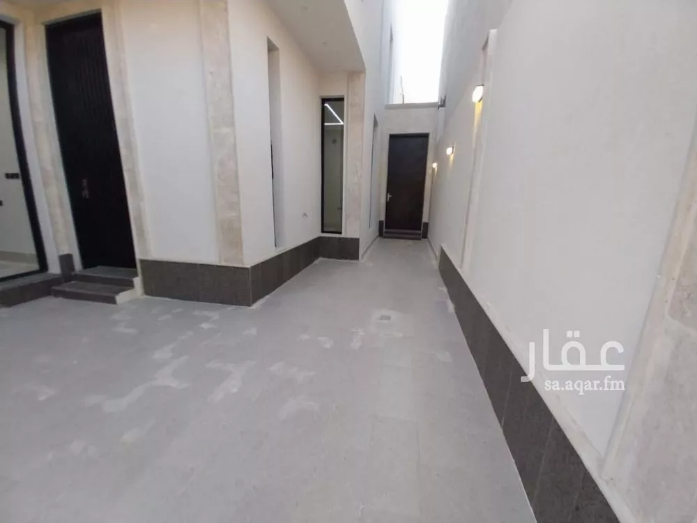 فيلا 7 غرف في العريجاء الغربية 5
