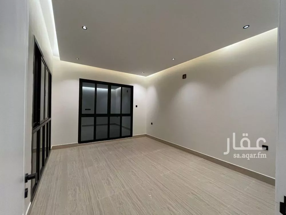 6 bedroom villa in Al Mahdiyyah 17