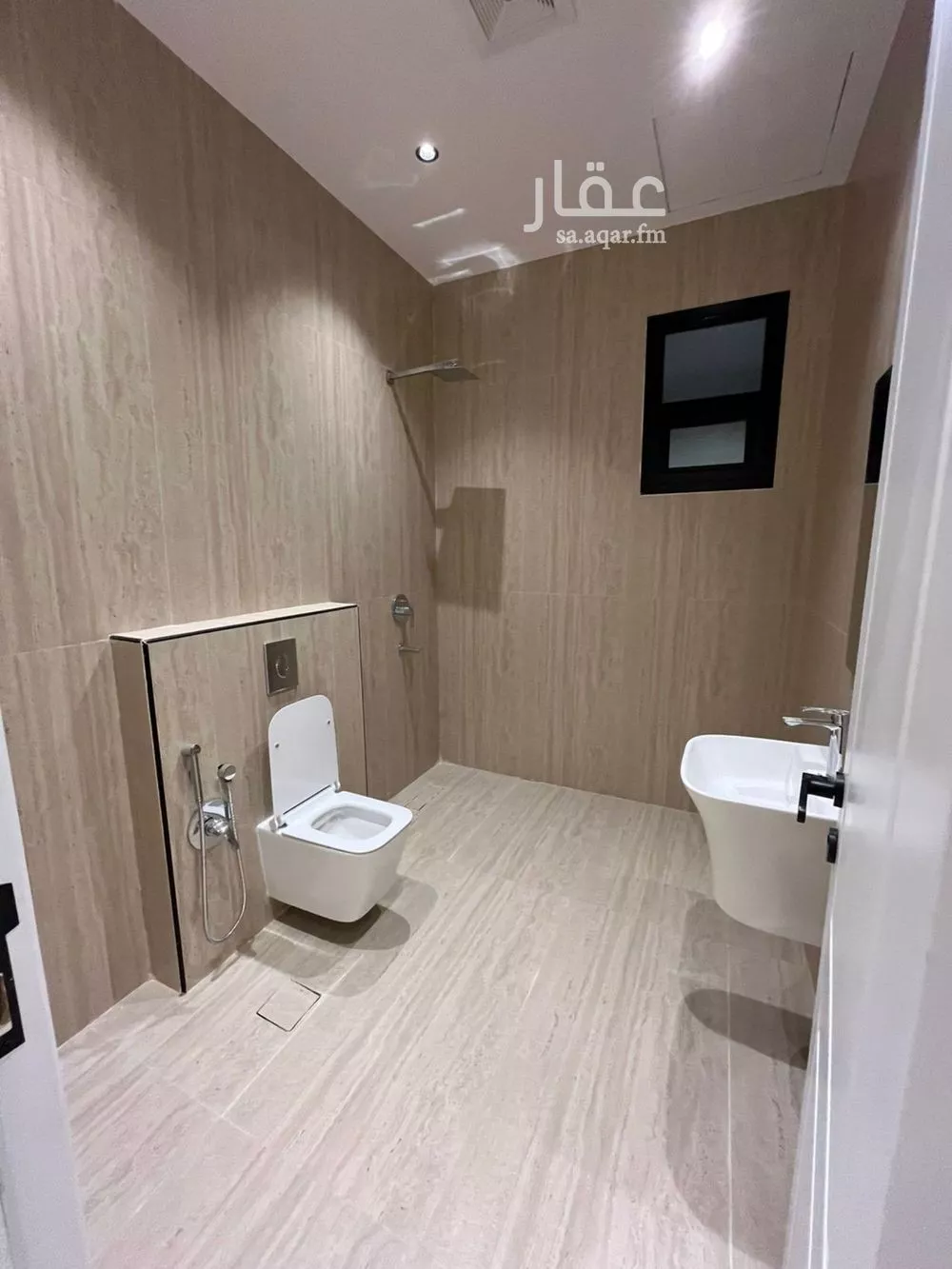 6 bedroom villa in Al Mahdiyyah 18