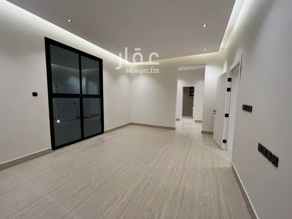 6 bedroom villa in Al Mahdiyyah 22