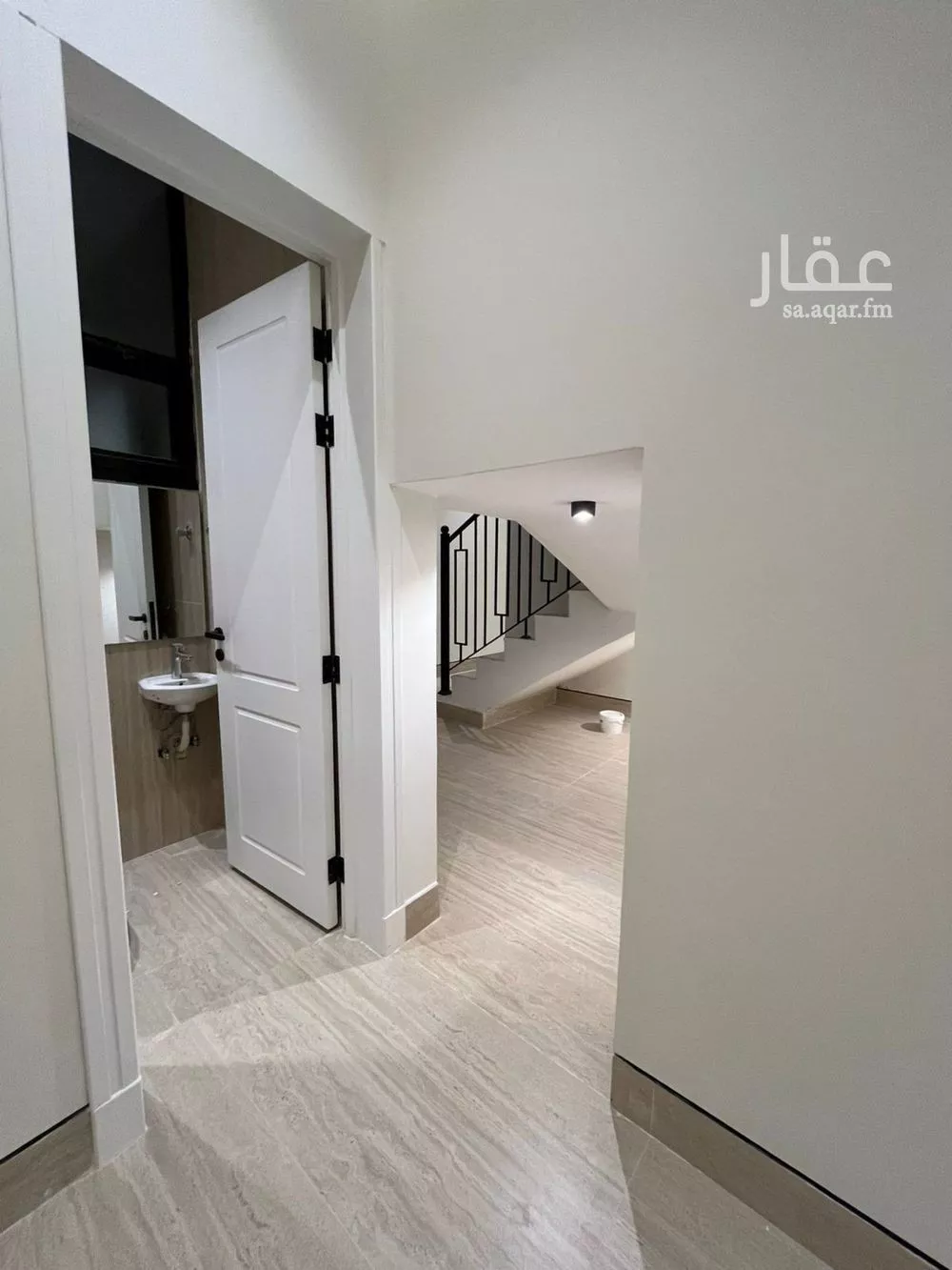 6 bedroom villa in Al Mahdiyyah 28