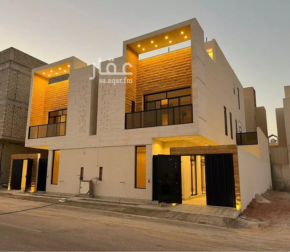 5 bedroom villa in Al Mahdiyyah 3