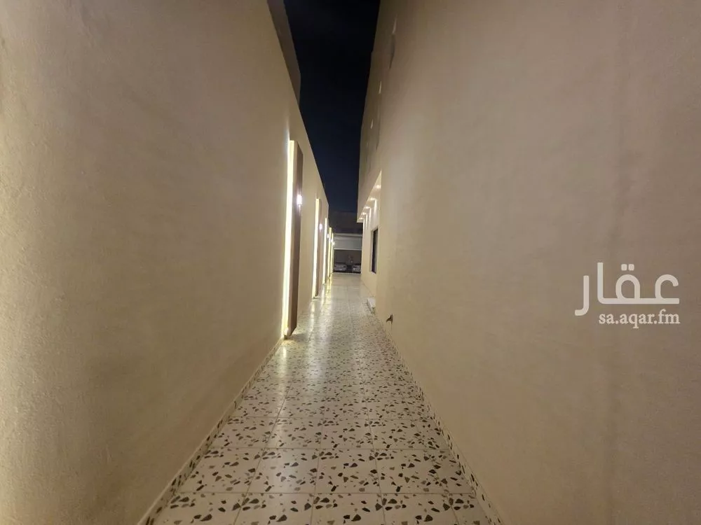 فيلا 8 غرف في النرجس 13